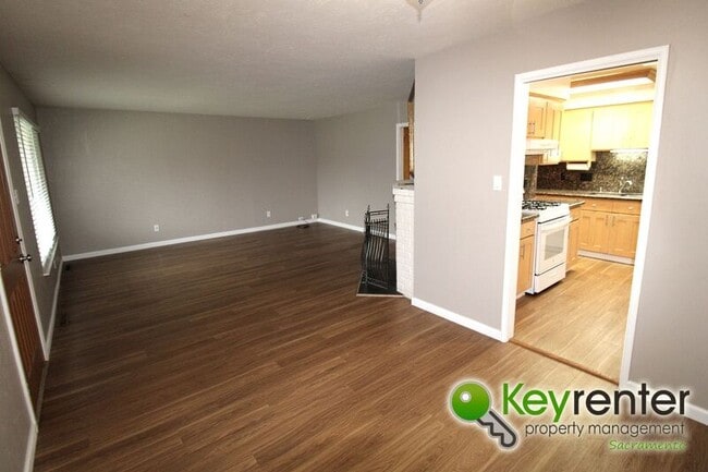 Building Photo - 3429 Braeburn St