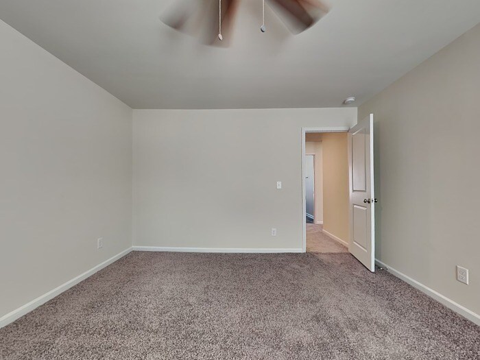 Building Photo - 114 Boat Clb Ln