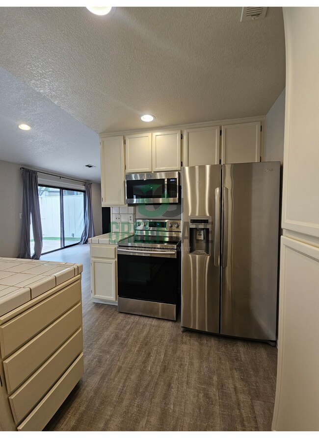 Building Photo - 1108 Cedar Creek Dr