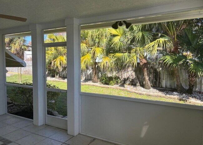 Building Photo - 3393 NE Sandra Dr