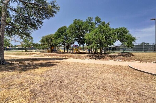 Building Photo - 11428 Bristle Oak Trail