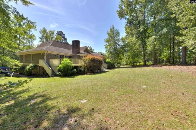 Building Photo - 9 Fairway Ln