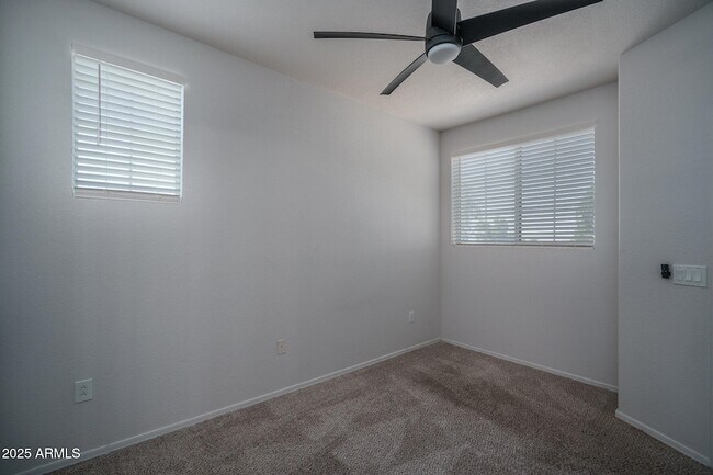 Building Photo - 18250 N Cave Creek Rd