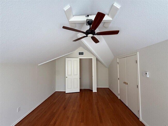 Building Photo - 5615 Shoal Creek Blvd