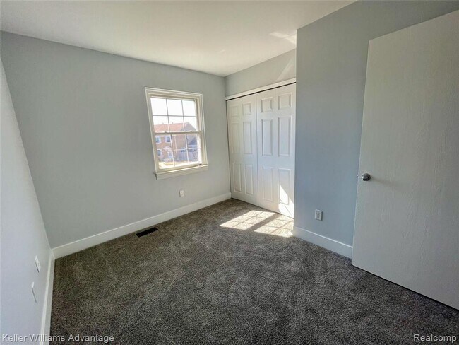 Building Photo - 23594 N Rockledge