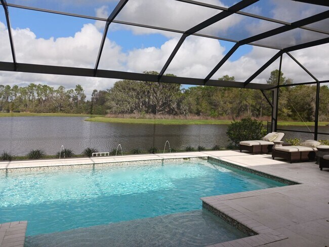 Building Photo - Here is your chance to live in Model Home!...