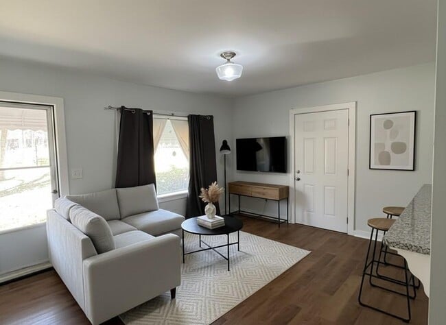 Building Photo - 5850 Old Bill Cook Rd