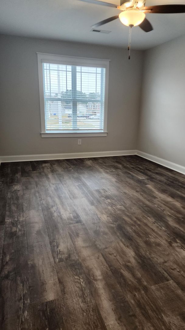 Building Photo - 1815 Fox Den Way