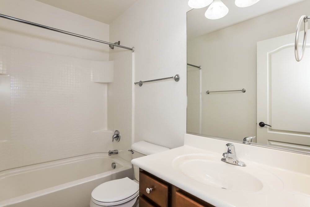 Building Photo - 4393 W Crescent Rd