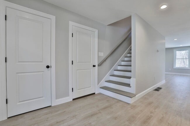 Building Photo - 39b Windsor lane