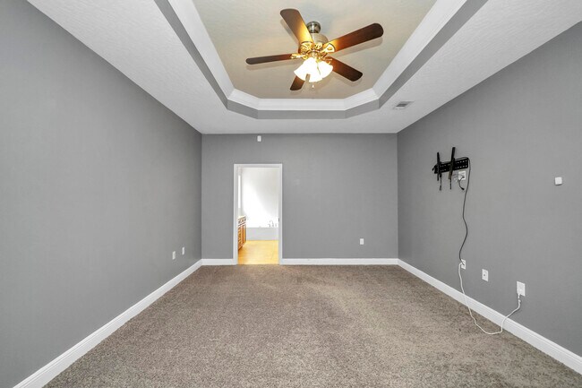 Building Photo - 4628 Hermosa Rd