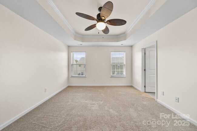 Building Photo - 4061 Zilker Park Dr