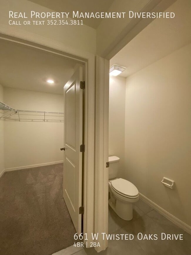 Building Photo - 4801 N Forest Ridge Blvd