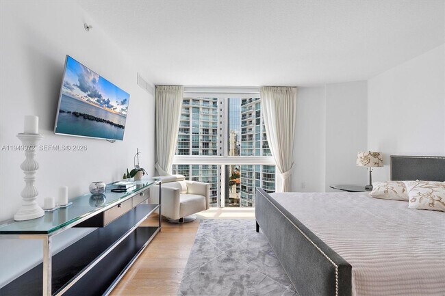 Building Photo - 200 Sunny Isles Blvd