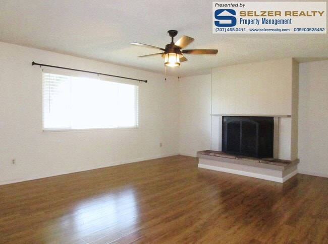 Building Photo - Roomy 3+ bedroom north Ukiah home w/ big y...
