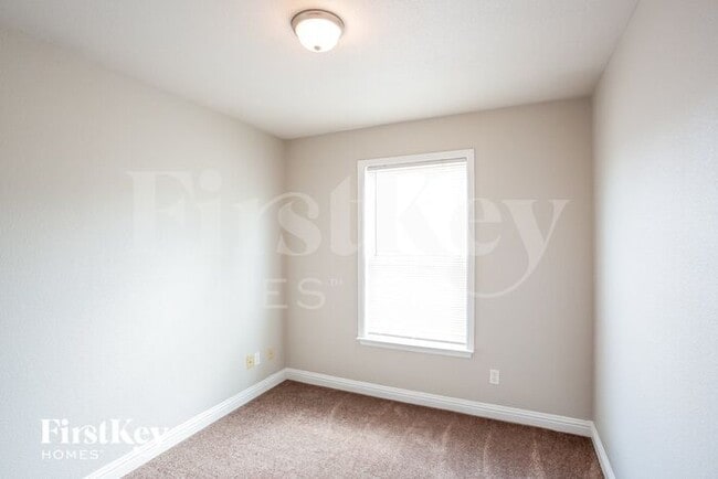 Building Photo - 10171 Cumberland Pointe Blvd