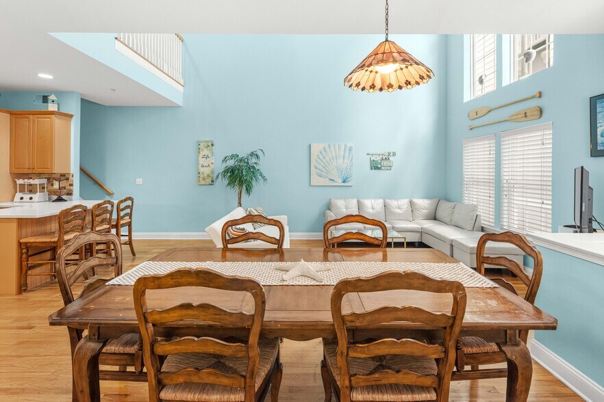 Dining Room - 15 Sumner Ave
