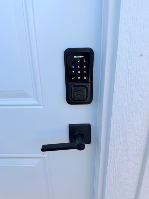 Building Photo - 9966 Pacific Ave