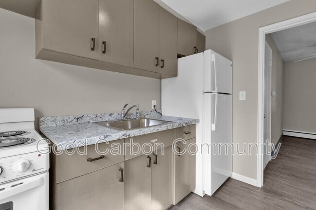 Building Photo - 309 Beattie Ave
