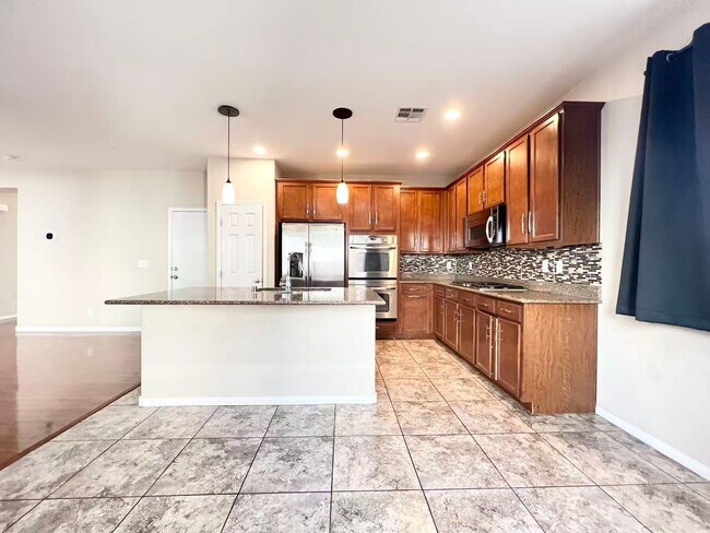 Building Photo - Charm House In Southern Highlands