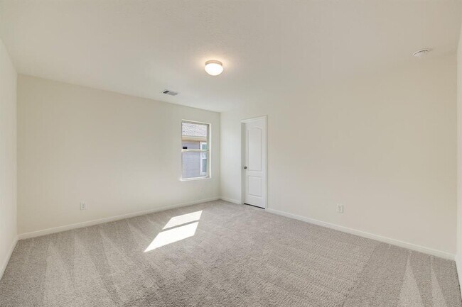 Building Photo - 14626 Hemlock Knl Ln