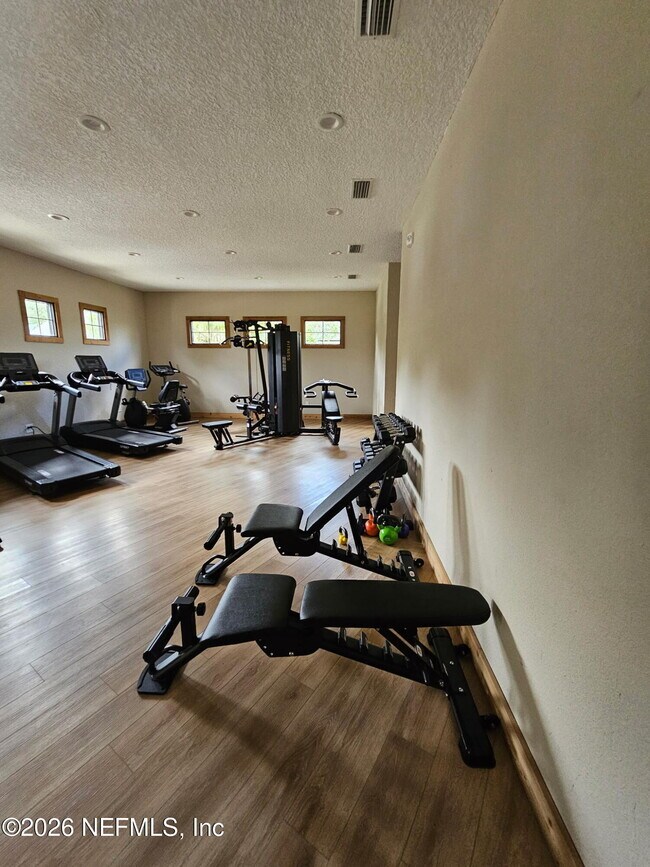 Building Photo - 11486 Tiburon Dr