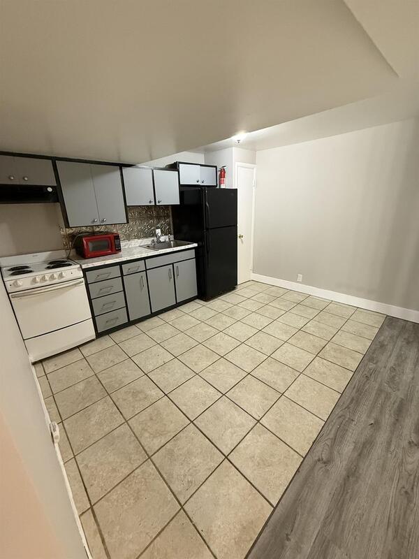 Building Photo - 3512 Dodge St