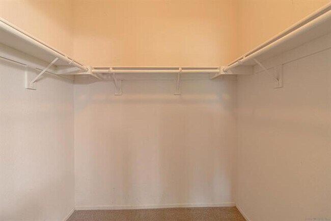 Building Photo - Recently Remodeled- 3 Bed 2.5 Bath 2 Story...