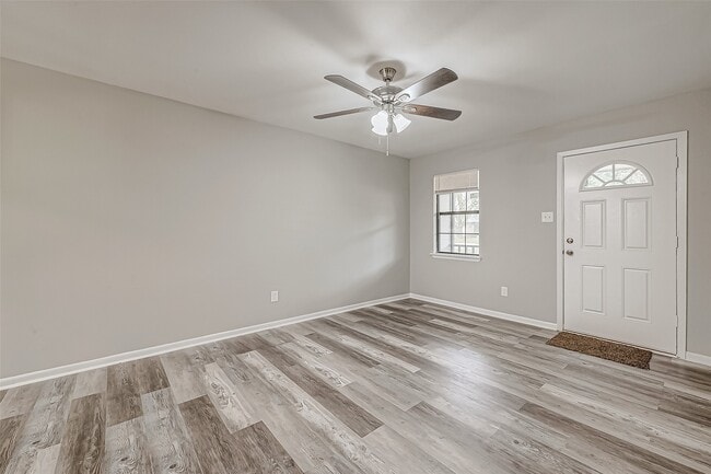 Building Photo - 3615 Needville Ave