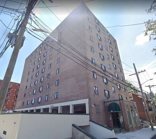 Building Photo - 94 Beacon St