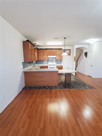 Building Photo - 9037 Golden Sunset Trail