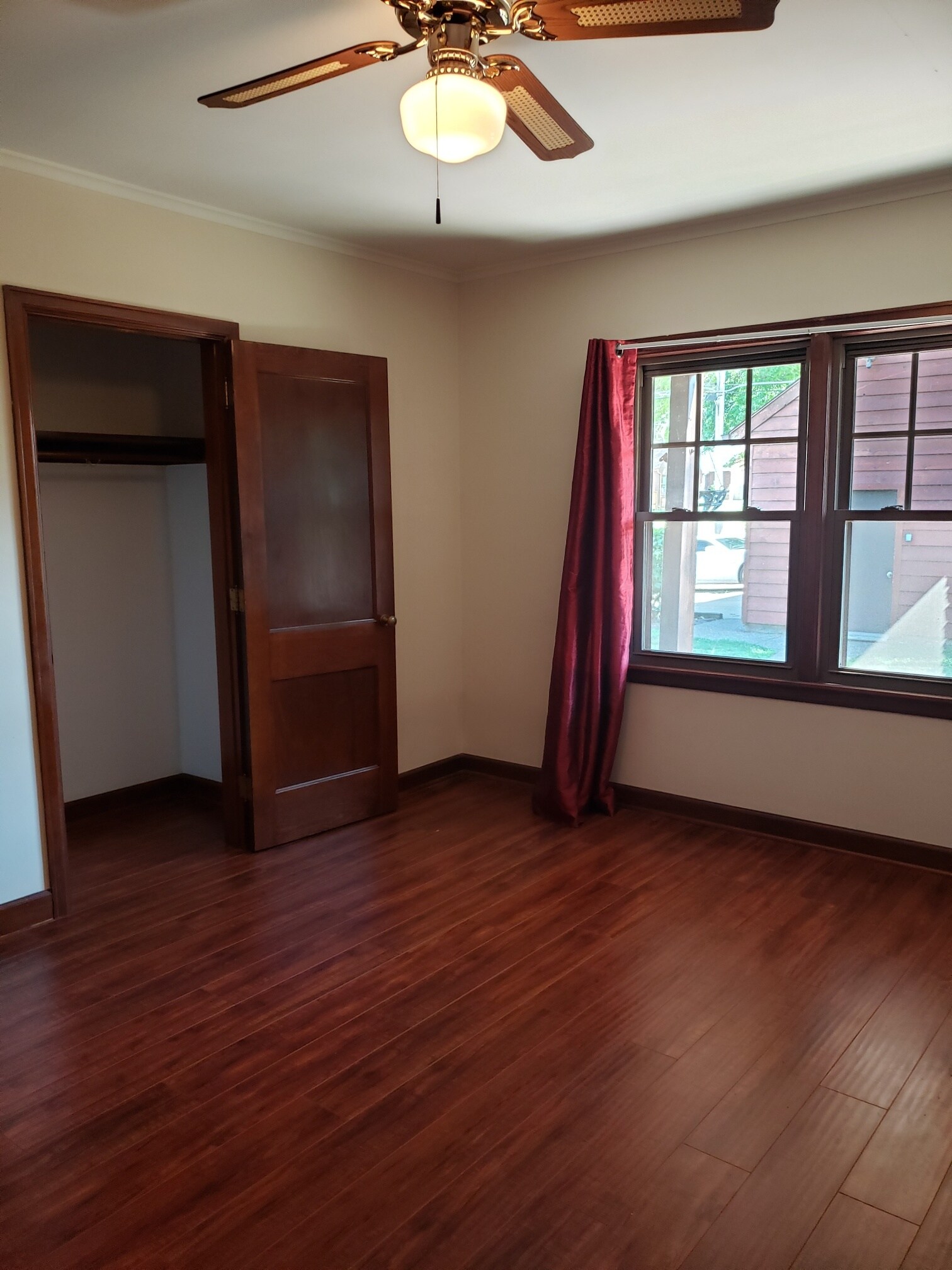 Building Photo - 1003 W 17th St