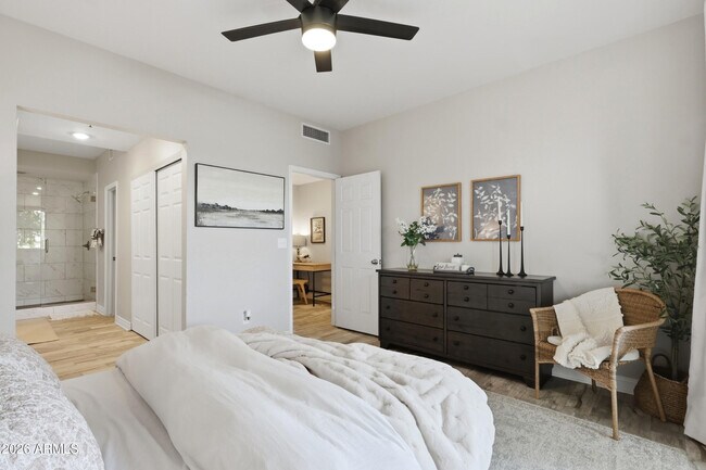 Building Photo - 11515 N 91st St