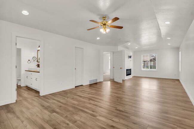 Building Photo - 1468 Flint Meadow Dr