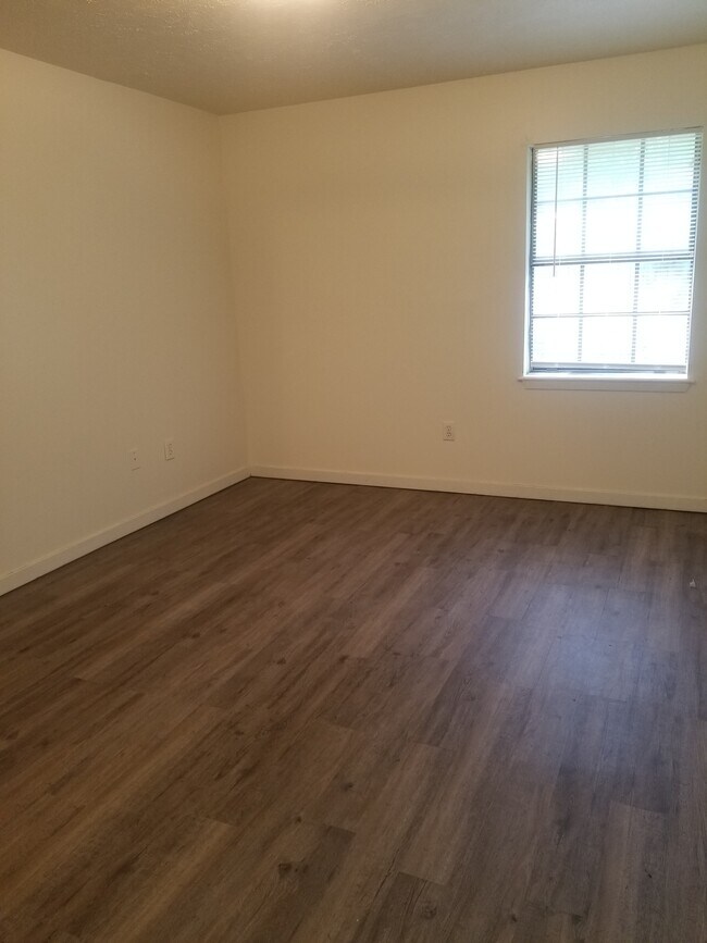 2718 McDowell Rd Ext apt b 2718 McDowell Rd Ext apt b Jackson MS