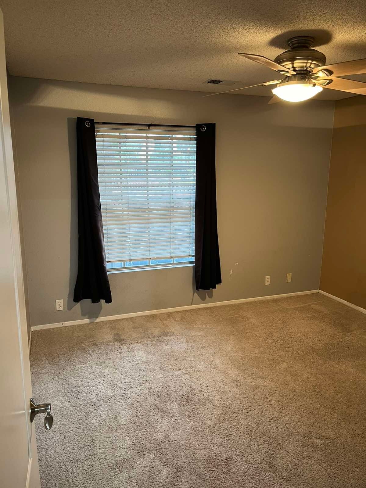 Building Photo - 10808 Aderman Ave