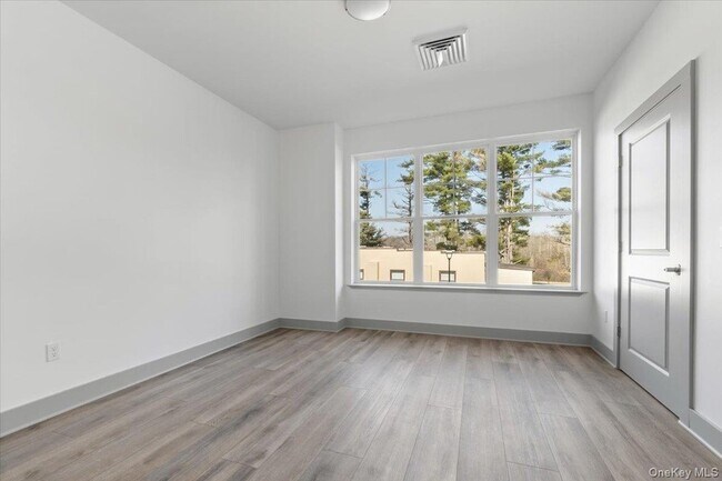 Building Photo - 75 Forester Ave