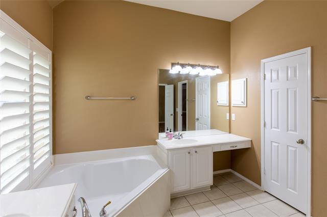 Building Photo - 11259 Blackhawk Dr