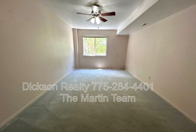 Building Photo - 3245 Marthiam Ave