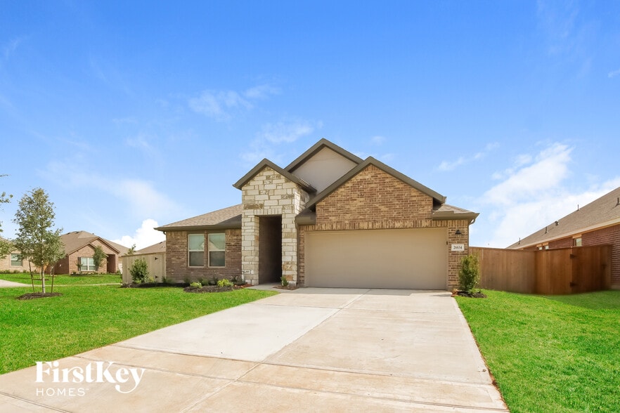 Building Photo - 26634 Daylily Grove St