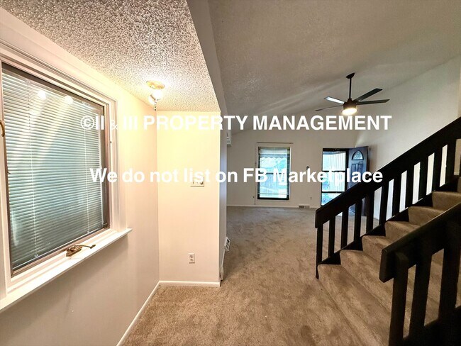 Building Photo - 8440 Lane Dr