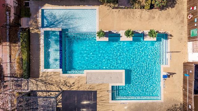 Building Photo - 15875 Spectrum Dr