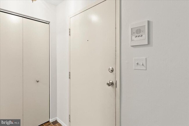 Building Photo - 1701 Mt Washington Ct