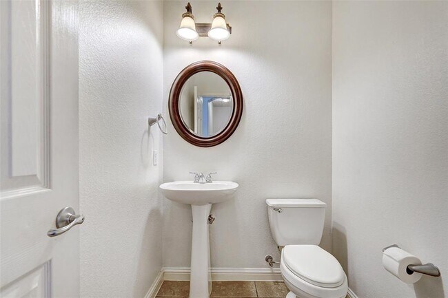Building Photo - 3129 Goldenoak Cir