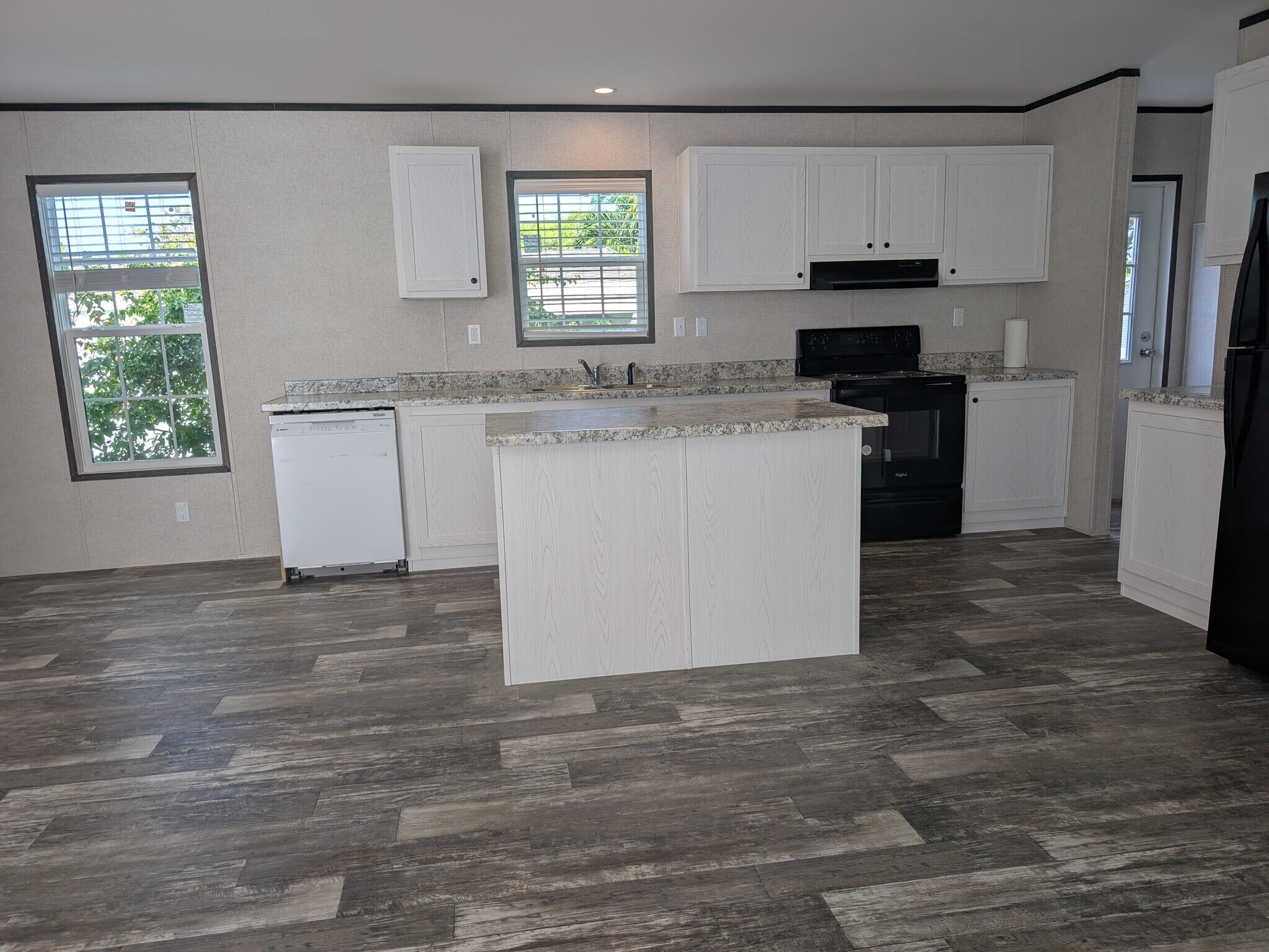 Building Photo - 3051 SW 50th St