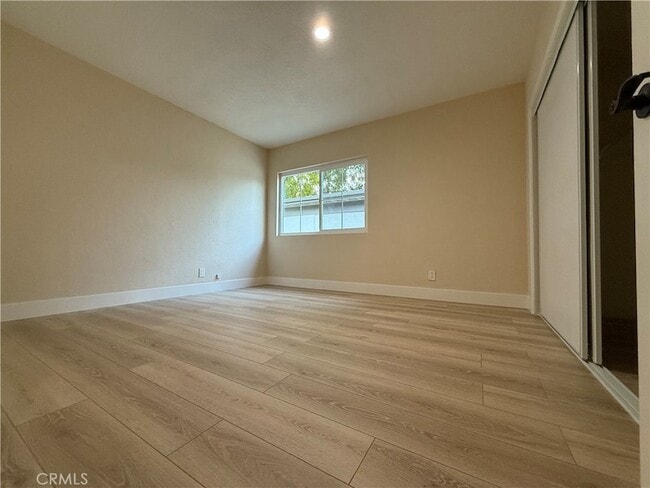 Building Photo - 1633 Kwis Ave