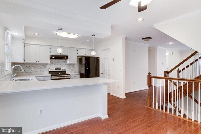 Building Photo - 9216 Burley Ln