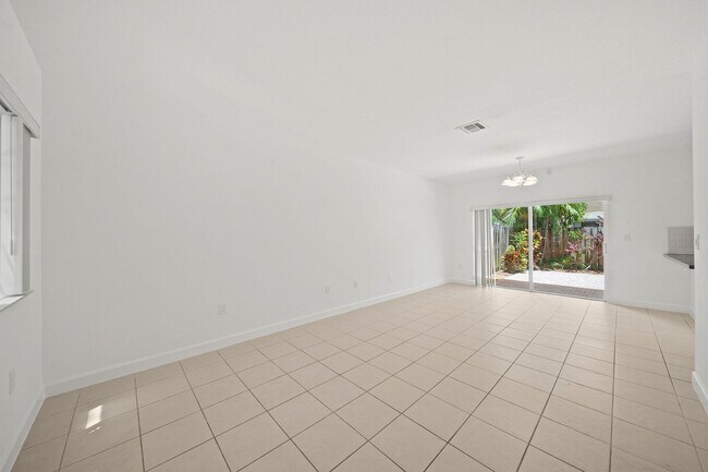 Building Photo - 21459 SW 86th Pl
