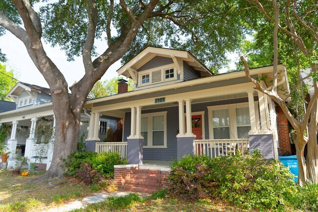 Building Photo - Charming Historic Home Walkable to Cargo & Soda Pop Districts