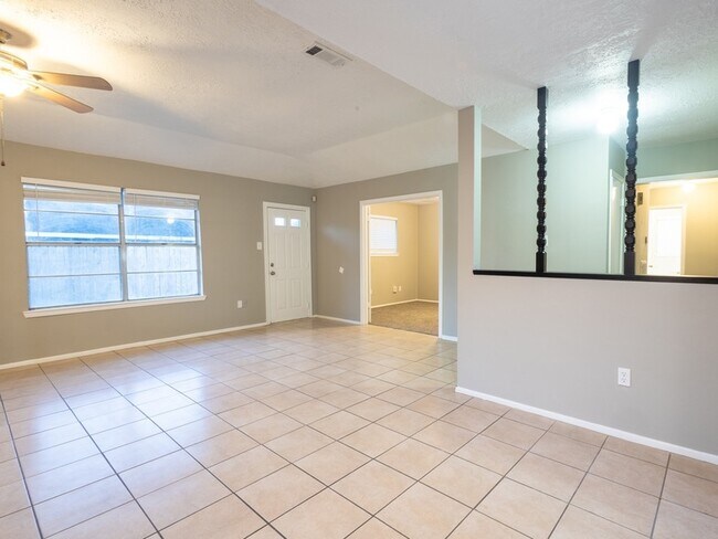 Building Photo - 6542 Bridgegate Dr